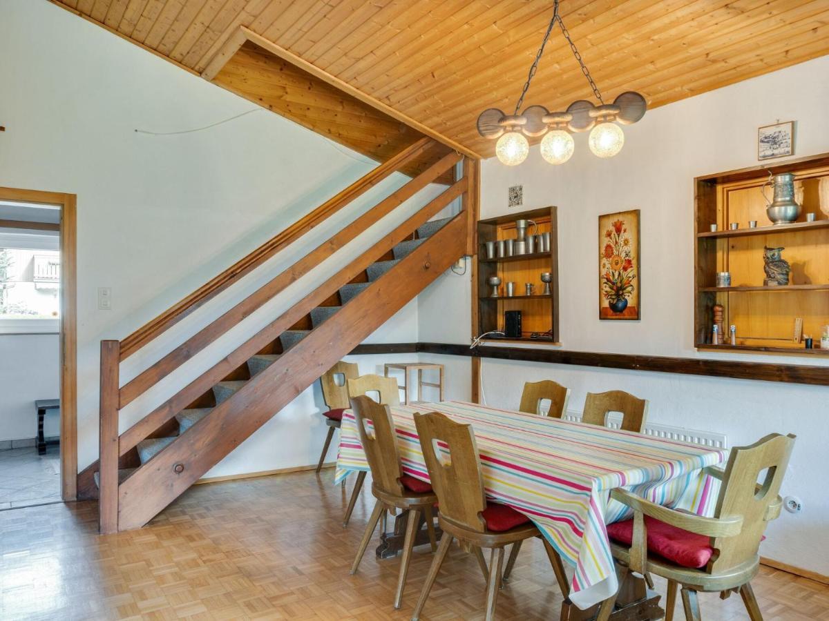 Spacious Chalet In Maishofen Near Forest Exterior photo